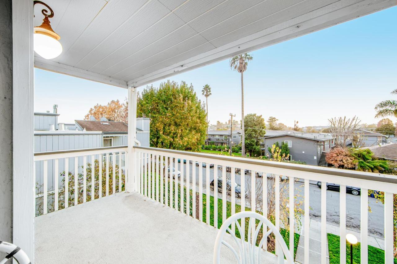 The Boardwalk Haven Villa Santa Cruz Room photo